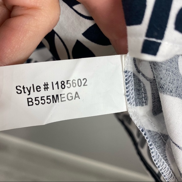 Tex by MaxAzria Sundress Floral Tulip Size Medium 100% Cotton - Picture 6 of 7